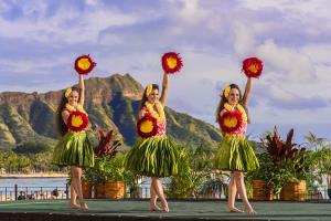  waikiki luau